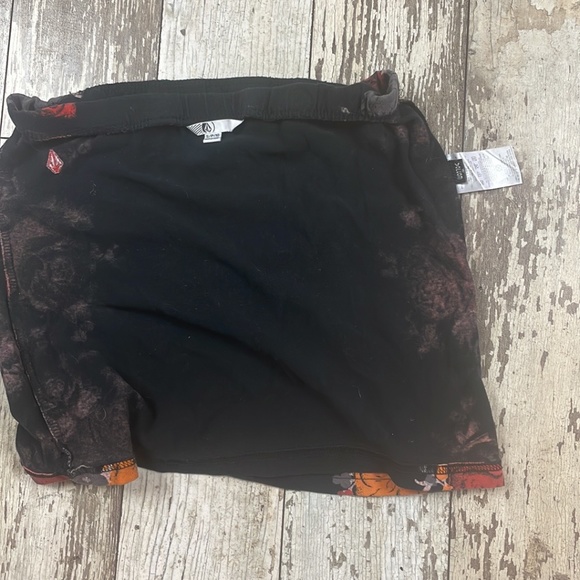 Volcom Beach Floral Cotton Mini Skirt - Picture 2 of 2